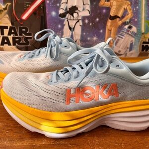 Hoka Bondi 8 running shoes